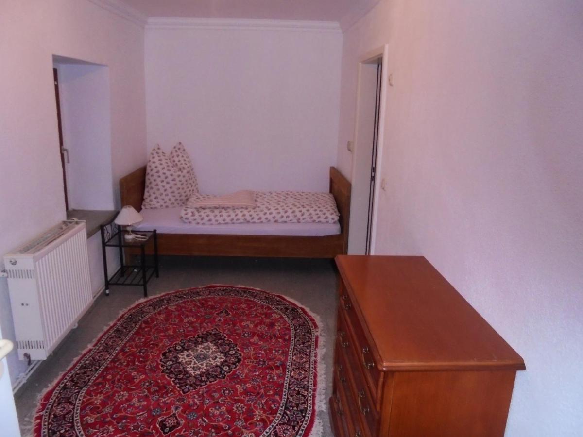 Apartmenthaus Am Schlosspark Schkopau Εξωτερικό φωτογραφία