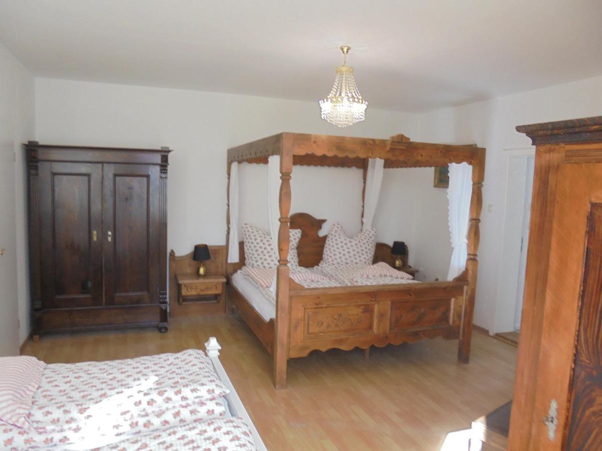 Apartmenthaus Am Schlosspark Schkopau Εξωτερικό φωτογραφία